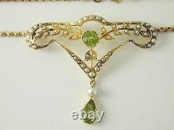15 carat gold Seed Pearl & Peridot necklace art nouveau circa 1900 0.80 carats