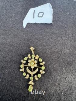 9ct Gold Edwardian Pendant/ Brooch with Peridot and Seed pearls Art Nouveau
