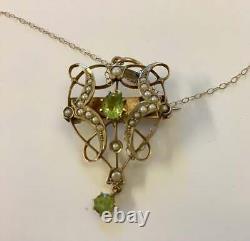 9ct Yellow gold Art Nouveau brooch/pendant with seed Pearl & Peridot Gemstone