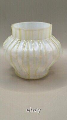 ANTIQUE BOHEMIAN KRALIK ART NOUVEAU GREEN IRIDESCENT ART GLASS VASE 9.5cm