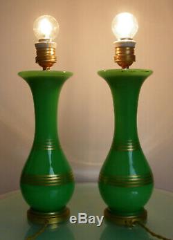 ANTIQUE VICTORIAN PAIR TABLE LAMP GREEN OPALINE VASELINE GLASS 19th ART NOUVEAU