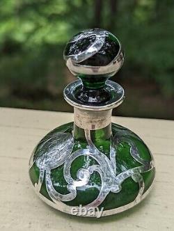 ART NOUVEAU 1900's GREEN ART GLASS 3.25 PERFUME BOTTLE STERLING SILVER OVERLAY