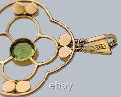 ART NOUVEAU PENDANT 15ct GOLD PERIDOT and PEARL FLORAL PENDANT Antique ca 1900