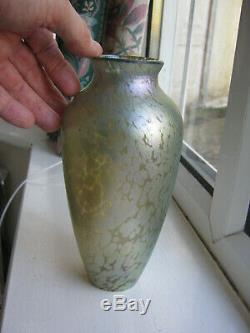 A BEAUTIFUL Loetz glass vase IN CRETA PAPILLION DECOR, CIRCA 1900