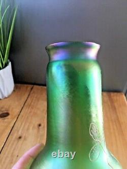 Aesthetic Movement Bohemian Czech Green Iridescent Vase Loetz Kralik Harrach