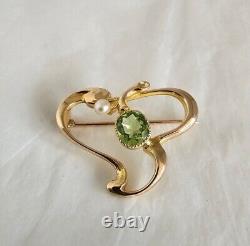 Antique 15ct Yellow Gold brooch. Set with A Peridot. Art Nouveau period. C1900