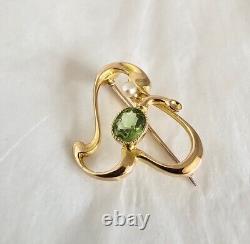 Antique 15ct Yellow Gold brooch. Set with A Peridot. Art Nouveau period. C1900