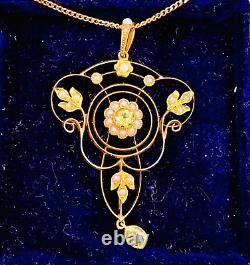 Antique 9ct Gold Art Nouveau Peridot/Seed Pearl Lavalier Pendant 18ct Gold Chain