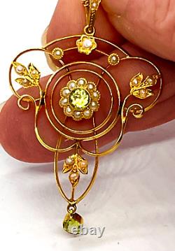 Antique 9ct Gold Art Nouveau Peridot/Seed Pearl Lavalier Pendant 18ct Gold Chain