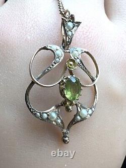 Antique 9ct Gold Seed Pearl & Peridot Pendant Necklace Art Nouveau 21 1/2 Chain