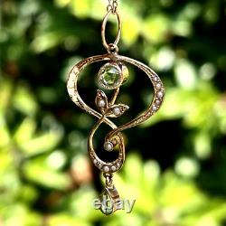 Antique Art Nouveau 14ct Gold Peridot & Pearl Lavalier Pendant c. 1900 2.28 Grams