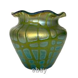 Antique Art Nouveau Loetz Crete Pampas Green Iridescent Art Glass Vase