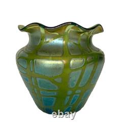 Antique Art Nouveau Loetz Crete Pampas Green Iridescent Art Glass Vase