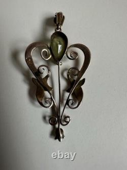Antique Edwardian 9ct Gold Art Nouveau Peridot Seed Pearl Pendant