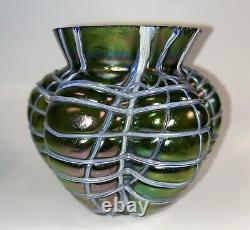 Antique Pallme König & Habel Art Nouveau Iridescent Fadendekor Green Glass Vase