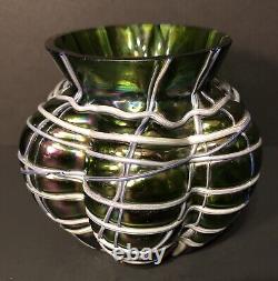 Antique Pallme König & Habel Art Nouveau Iridescent Fadendekor Green Glass Vase