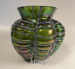 Antique Pallme König & Habel Art Nouveau Iridescent Fadendekor Green Glass Vase