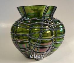 Antique Pallme König & Habel Art Nouveau Iridescent Fadendekor Green Glass Vase