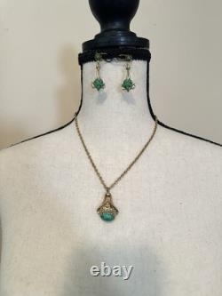 Antique VTG Art Nouveau Goldtone Green Peking Glass Pendant Unsigned Read Rare