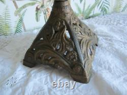 Antique Victorian Art Nouveau Oil Lamp Cast Iron Green Glass Etched Globe Shade