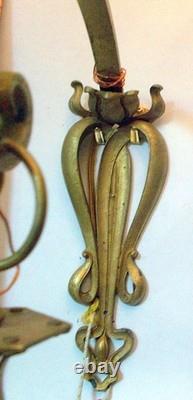 Antique Vtg ART NOUVEAU WALL SCONCE Fixture GREEN SLAG Glass & Brass