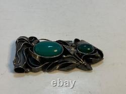 Antique handmade Sterling Silver Art Nouveau Green Agate pendant