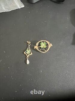 Art Nouveau 14K Green Y Gold Seed Pearl Dangle Charm Pendant & Pin 3.23 g