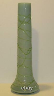 Art Nouveau 18 Vase Loetz Kralik Veined Threading Beautiful Green Glass