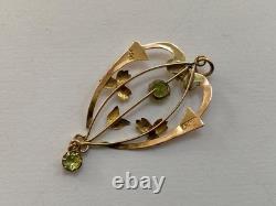 Art Nouveau 9CT Gold Peridot Lavalier Pendant Antique Victorian pendant
