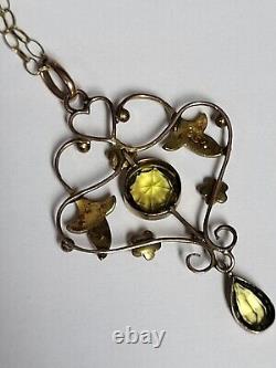 Art Nouveau 9ct Gold & Peridot Pendant & 18 Chain. Refxafod