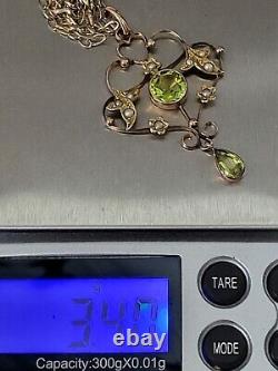 Art Nouveau 9ct Gold & Peridot Pendant & 18 Chain. Refxafod