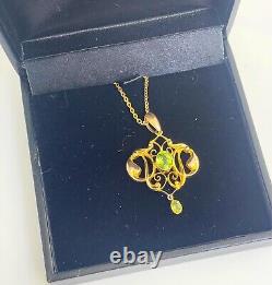 Art Nouveau 9ct Peridot & Gold Pendant 9ct Gold Chain