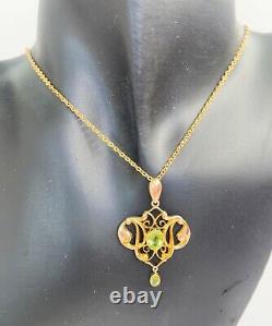 Art Nouveau 9ct Peridot & Gold Pendant 9ct Gold Chain