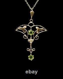 Art Nouveau 9ct gold peridot pendant with chain