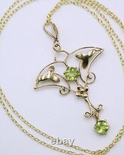 Art Nouveau 9ct gold peridot pendant with chain