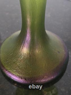 Art Nouveau Art Glass Hand-Blown Green Purple Iridescent 7 Loetz Ruffle Vase