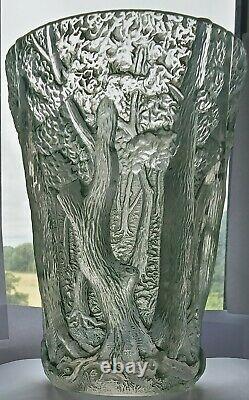 Art Nouveau French Iredesent Vase Circa 1920s In The Style Of Lalic