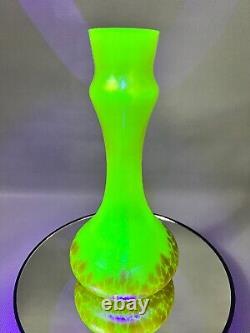 Art Nouveau Loetz Candia Papillon Iridescent Vaseline Uranium Glass Vase 8.25'