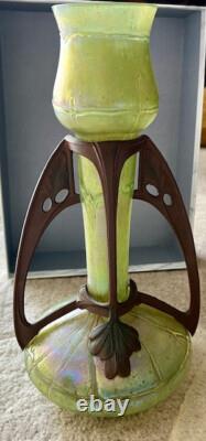 Art Nouveau Loetz Pampas Pallme Konig Green Iridescent Glass Vase, Copper Mount