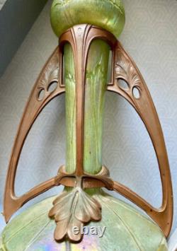 Art Nouveau Loetz Pampas Pallme Konig Green Iridescent Glass Vase, Copper Mount