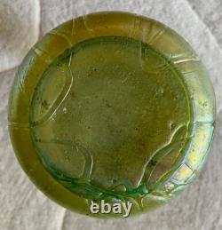 Art Nouveau Loetz Pampas Pallme Konig Green Iridescent Glass Vase, Copper Mount