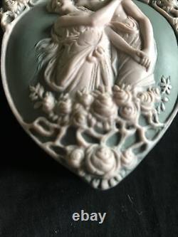 Art Nouveau Schaffer & Vater Sage Jasperware Trinket Box Romantic Couple