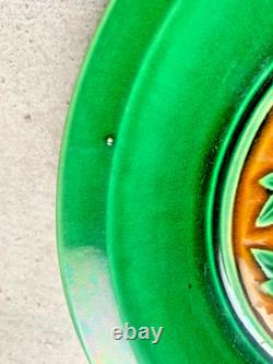 Art Nouveau style majolica plate, dating from circa 1890-1910