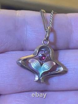 Beautiful Antique Art Nouveau 9ct Rose Gold Enamelled Leaves Flower Pendant 9ct