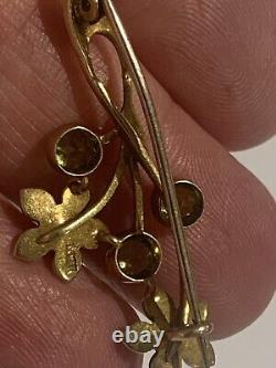 Beautiful Fine Art Nouveau 15ct Gold Peridot & Seed Pearl Floral Brooch