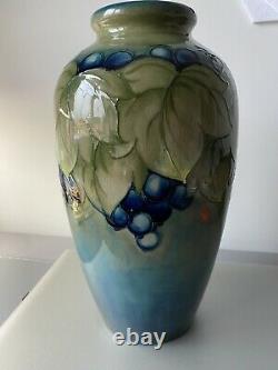 Blue Vine Moorcroft Vase Blue & Green Grape Design Estimated c. 1928-1949