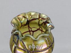 Bohemian Pallme Konig Green Veined Iridescent Art Nouveau Glass Vase Circa 1905