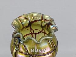 Bohemian Pallme Konig Green Veined Iridescent Art Nouveau Glass Vase Circa 1905