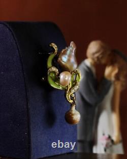Brooch Pendant Art Nouveau Green Leaf Baroque Pearl Vintage Style QD12