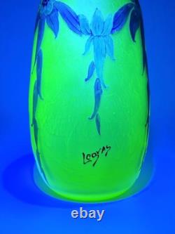 C1900 Legras Art Nouveau French Cameo Blue Floral Glass Vase Uranium Green Glow